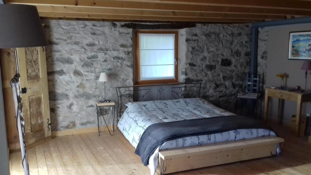B&B Sasso Bianco Prata Camportaccio Exterior foto
